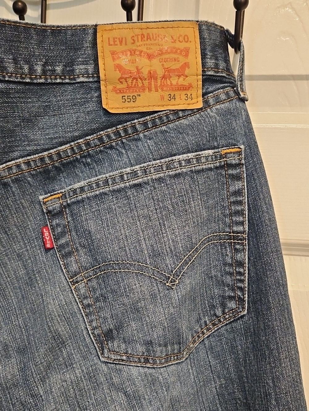 Levi's 559 Relaxed Fit Men's Jeans - Medium Blue Denim 34x34